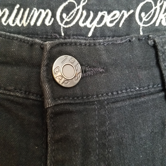 Gap Outlet Premium Super Skinny Jeans - Picture 6 of 11